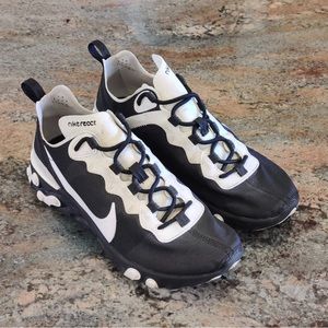 Nike Element React Athletic Running Shoes
